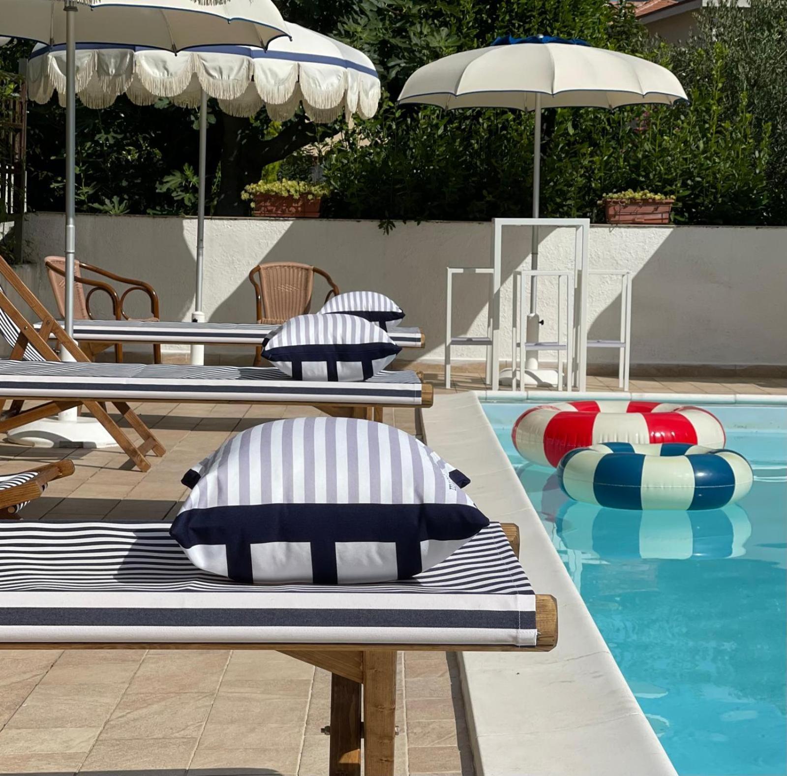 Mure Hotel נומאנה מראה חיצוני תמונה