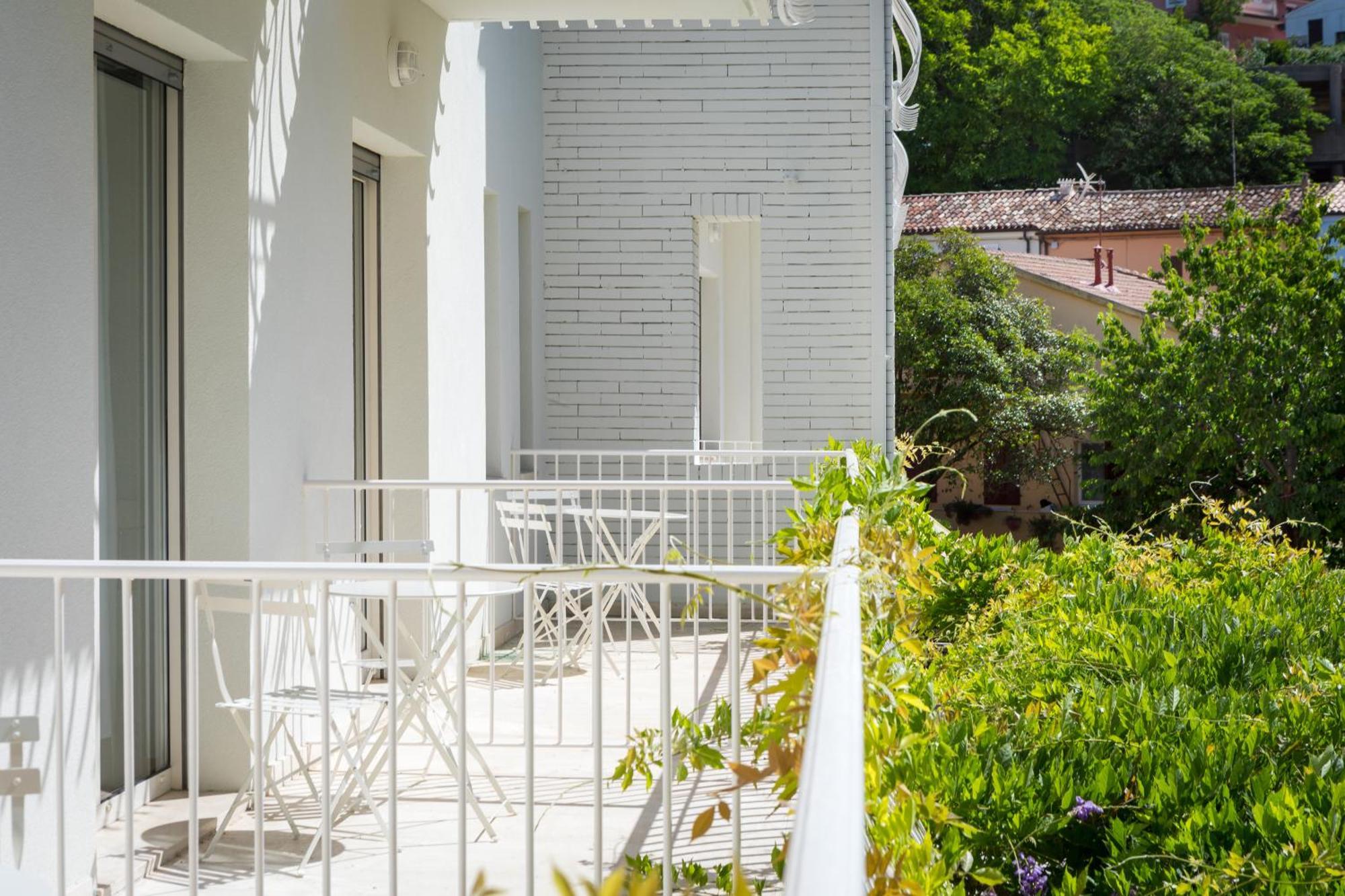 Mure Hotel נומאנה מראה חיצוני תמונה